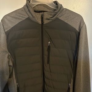 32 Heat Sweater